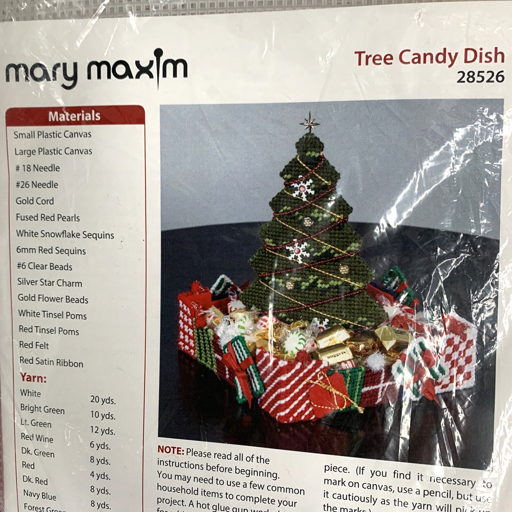 2014 Mary Maxim Christmas Tree Candy Dish Plastic Canvas Kit Yarn Needlepoint